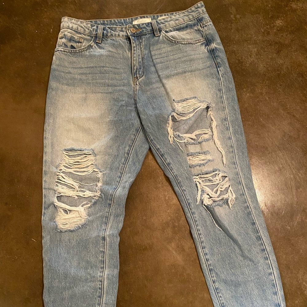 KanCan Mom fit